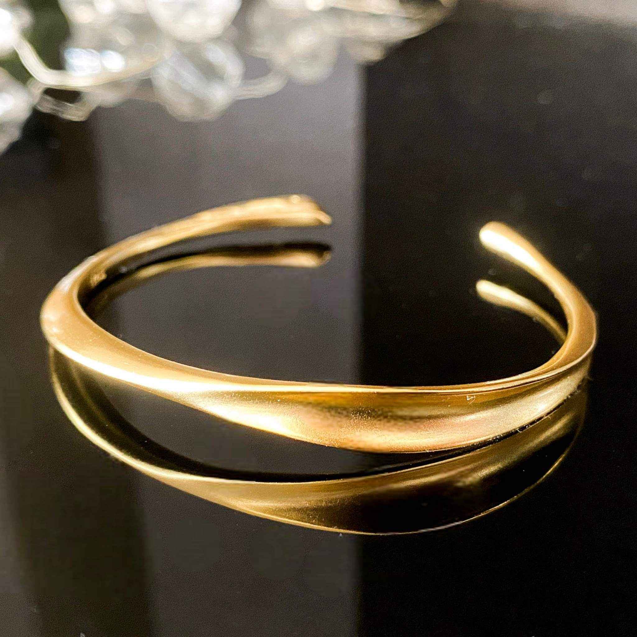 Gold Wave Bangle